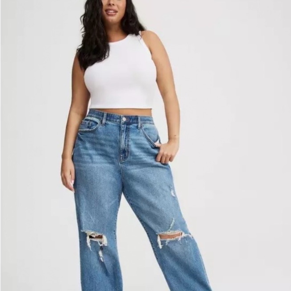 Torrid High Rise Baggy Straight Distressed Blue Jeans - Size 28T - Picture 4 of 9